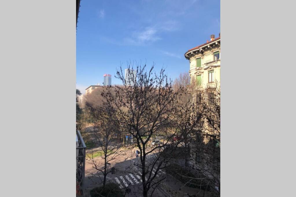 Casa Alberto Da Giussano, Elegante Bilocale In Centro Con Balcone Sul Parco Milán Exteriér fotografie
