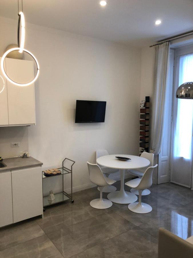 Casa Alberto Da Giussano, Elegante Bilocale In Centro Con Balcone Sul Parco Milán Exteriér fotografie